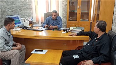 انتقالي أبين يؤكد دعمه لاستقرار العملة ويطالب بإجراءات حازمة ضد المتلاعبين بأسعار الصرف