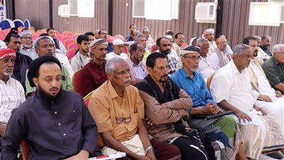 فريق التوجيه والرقابة الرئاسي يلتقي قيادة المجلس الانتقالي بساحل حضرموت 