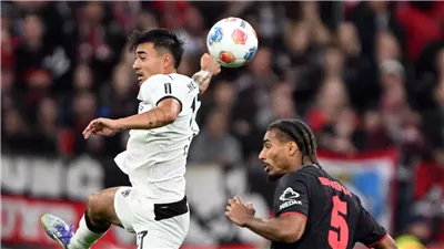 الدوري الألماني.. هدف متأخر يمنح مونشنغلادباخ التعادل مع ليفركوزن