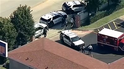 قتيل وجريحان بهجوم على مركز لشرطة الهجرة في تكساس بأميركا