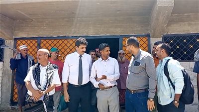 تسليم عشب ملعب الصمود الرياضي بمحافظة الضالع