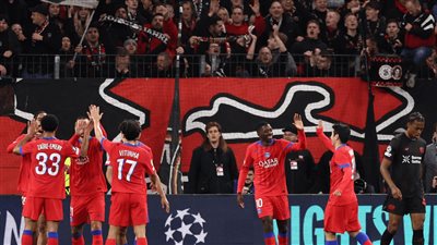 باريس سان جيرمان يتجاوز ليفركوزن بمهرجان تهديفي