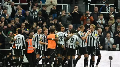 كأس الرابطة الإنجليزية.. نيوكاسل يتغلب على توتنهام ويصعد إلى ربع النهائي