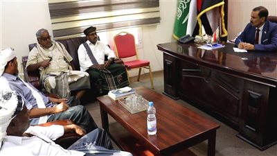 باتيس يبحث مع انتقالي يبعث سبل تعزيز العمل التنظيمي