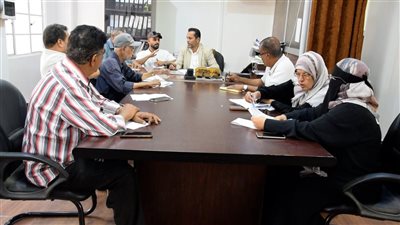 اجتماع لمتابعة مستوى تنفيذ مشاريع البرنامج الاستثماري بصيرة