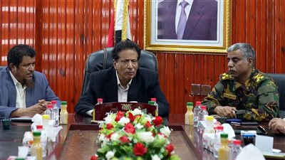 محافظ المهرة يرأس اجتماعاً أمنياً ويشدد على تأمين فعالية الذكرى الـ58 للاستقلال بالغيضة