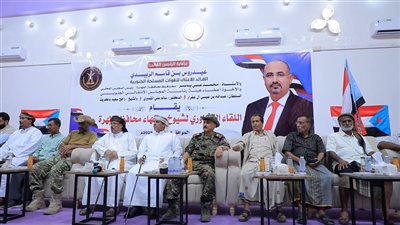 لقاء تشاوري موسع لشيوخ ووجهاء المهرة يبارك انتصارات القوات المسلحة الجنوبية