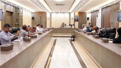 الوزير السقطري يوجه بإعداد استراتيجية شاملة لتفعيل دور هيئة البحوث والإرشاد الزراعي