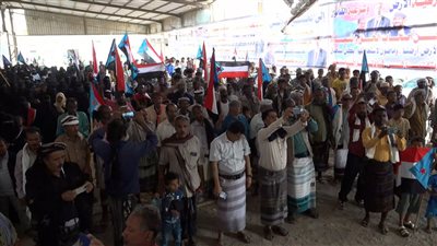 حشود جماهيرية تتوافد إلى ساحة الاعتصام بزنجبار لمطالبة بإعلان دولة الجنوب العربي