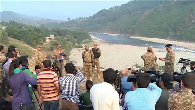  قتلى بتفجير انتحاري استهدف مقراً أمنيا شمال غرب باكستان