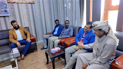 محافظ شبوة يشيد بمواصلة مشاريع تطوير خدمات مستشفى محمد بن زايد