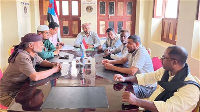 تنفيذية انتقالي الشحر تجدد التأكيد على جنوبية حضرموت ورفض قمع الحريات